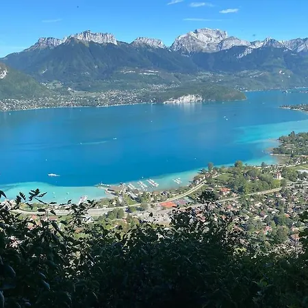 Apartment Au Calme Avec Vue Sur Les Montagnes. *